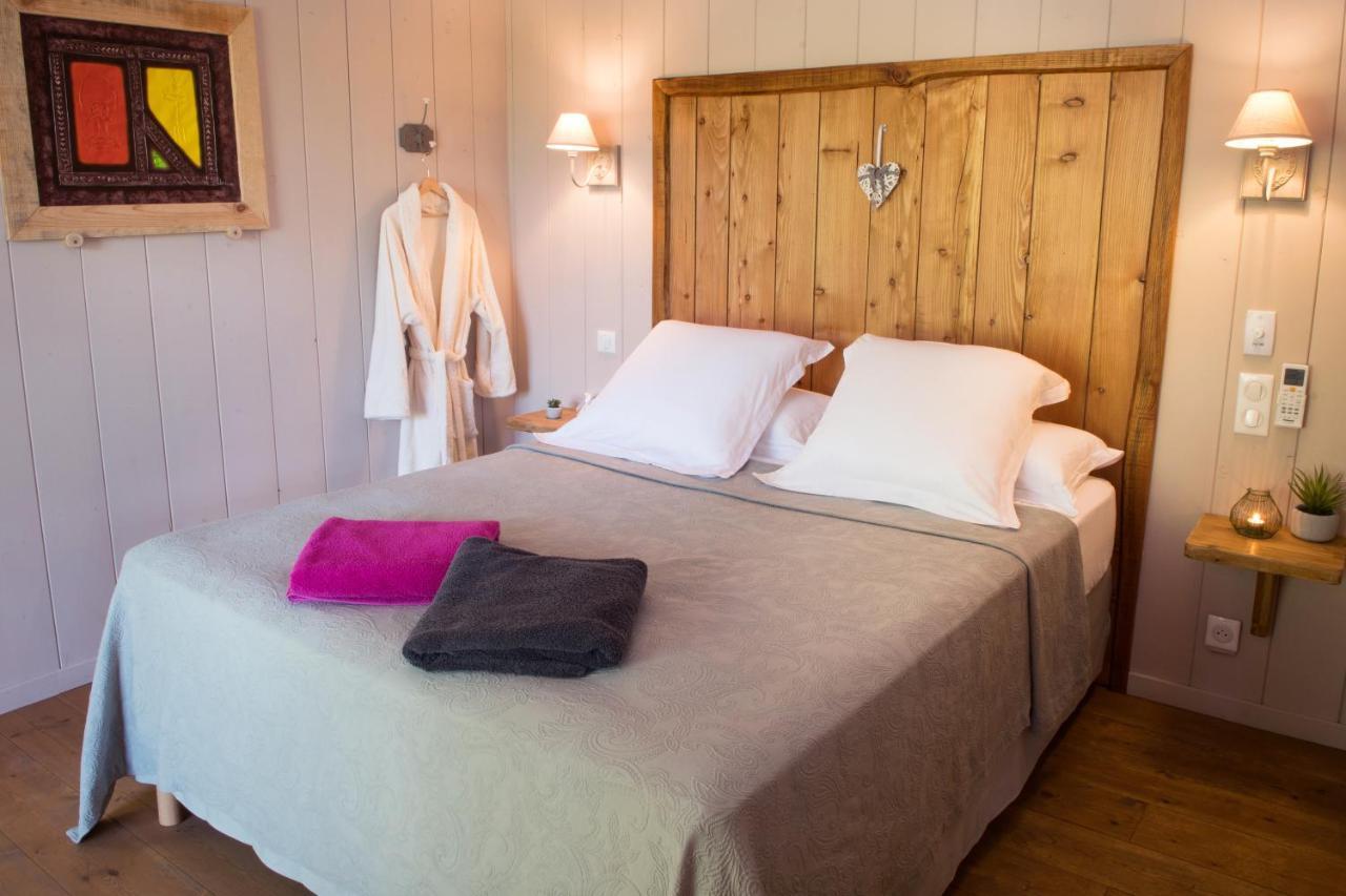 Mauzac-et-Grand-Castang Le Lion D'Or En Perigord Bed & Breakfast エクステリア 写真