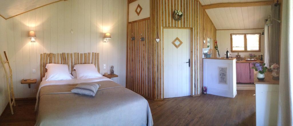 Mauzac-et-Grand-Castang Le Lion D'Or En Perigord Bed & Breakfast エクステリア 写真